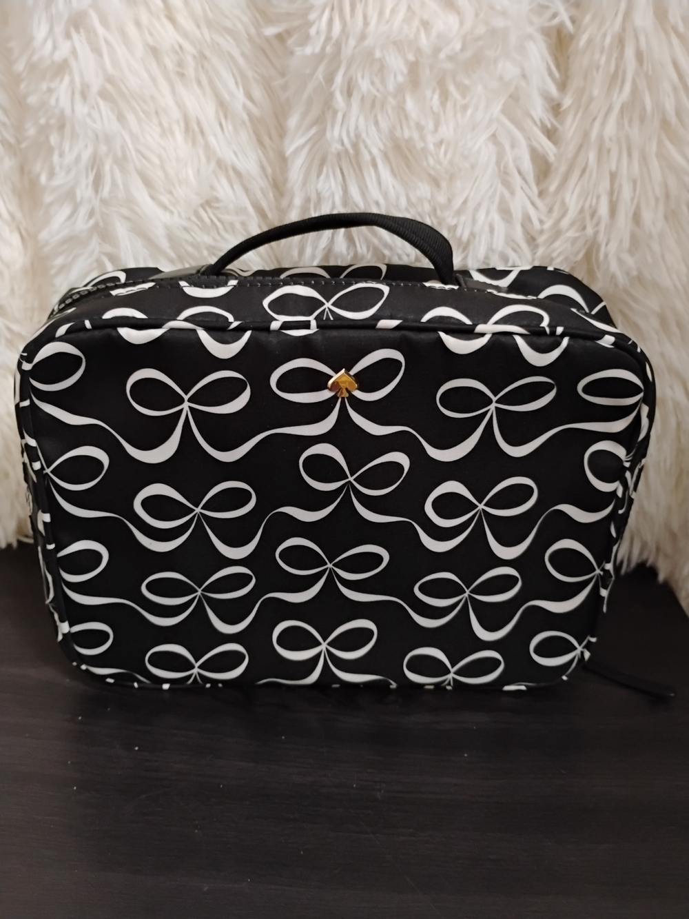 Kate Spade Jae Elegant Bow Travel Cosmetics Case NWOT